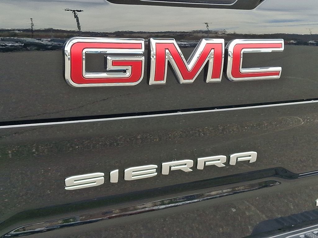 2025 GMC Sierra 1500 AT4X