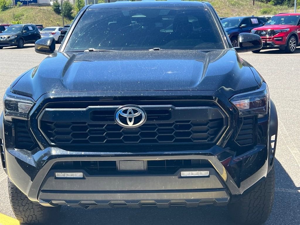 2024 Toyota Tacoma 4WD SR5