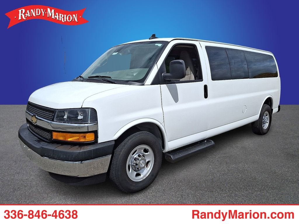 2019 Chevrolet Express 3500 LT Extended's photo