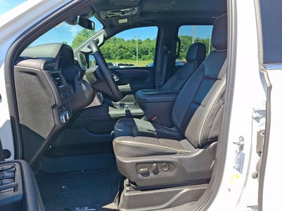 2023 GMC Yukon XL SLT