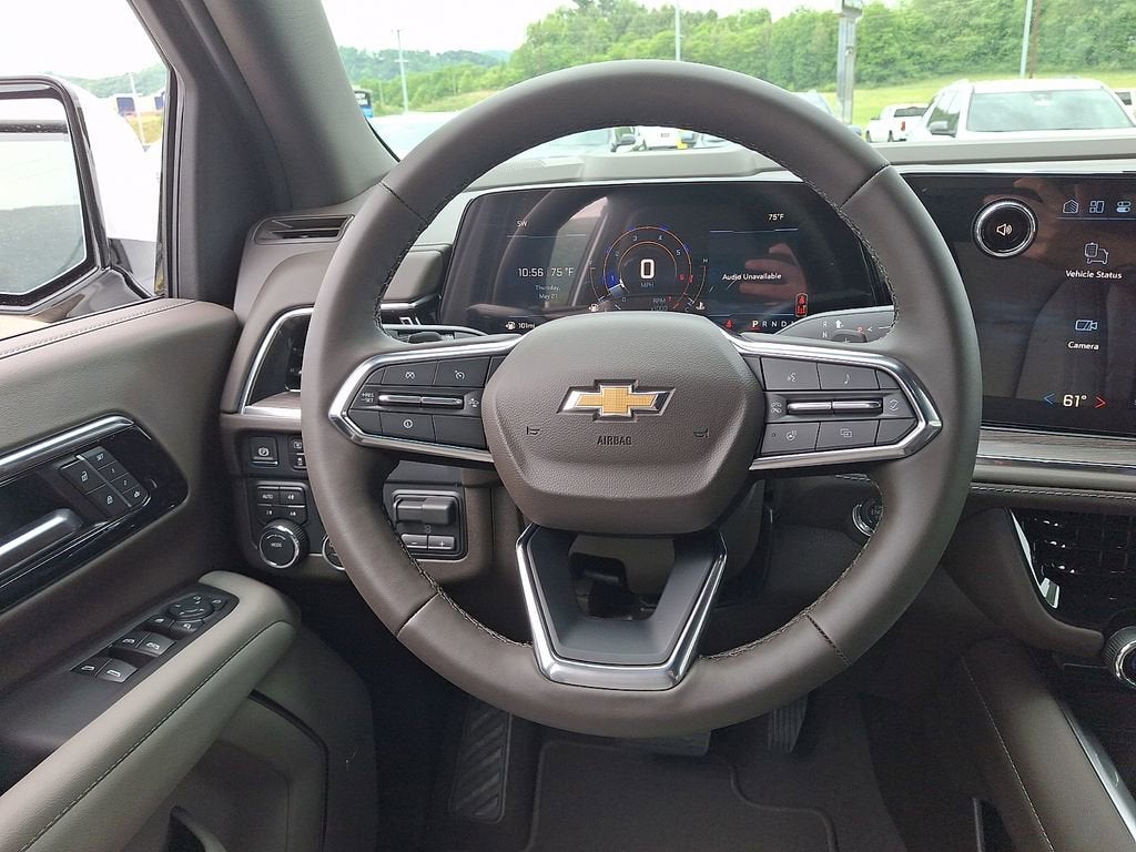 2026 Chevrolet Suburban LT - Photo 9