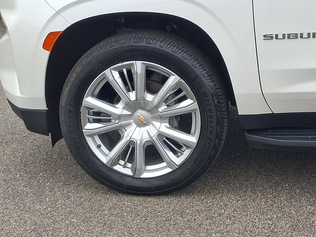 2023 Chevrolet Suburban High Country