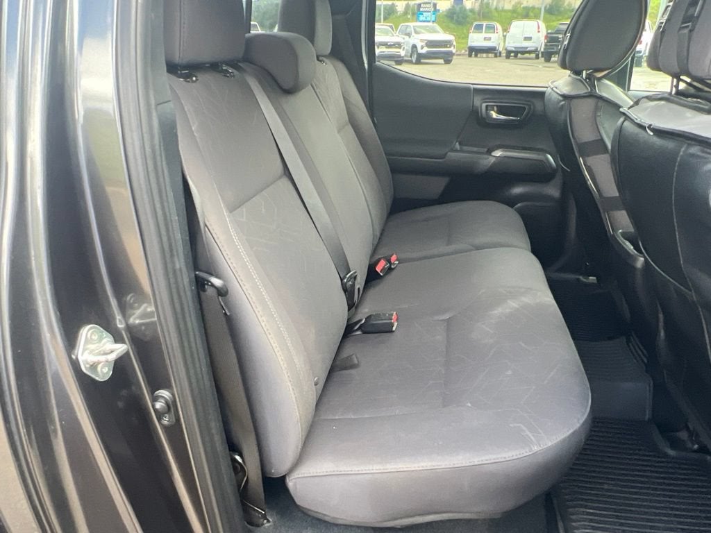 2018 Toyota Tacoma SR