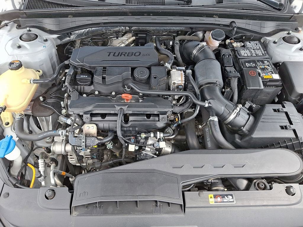 2022 Kia K5 GT-Line