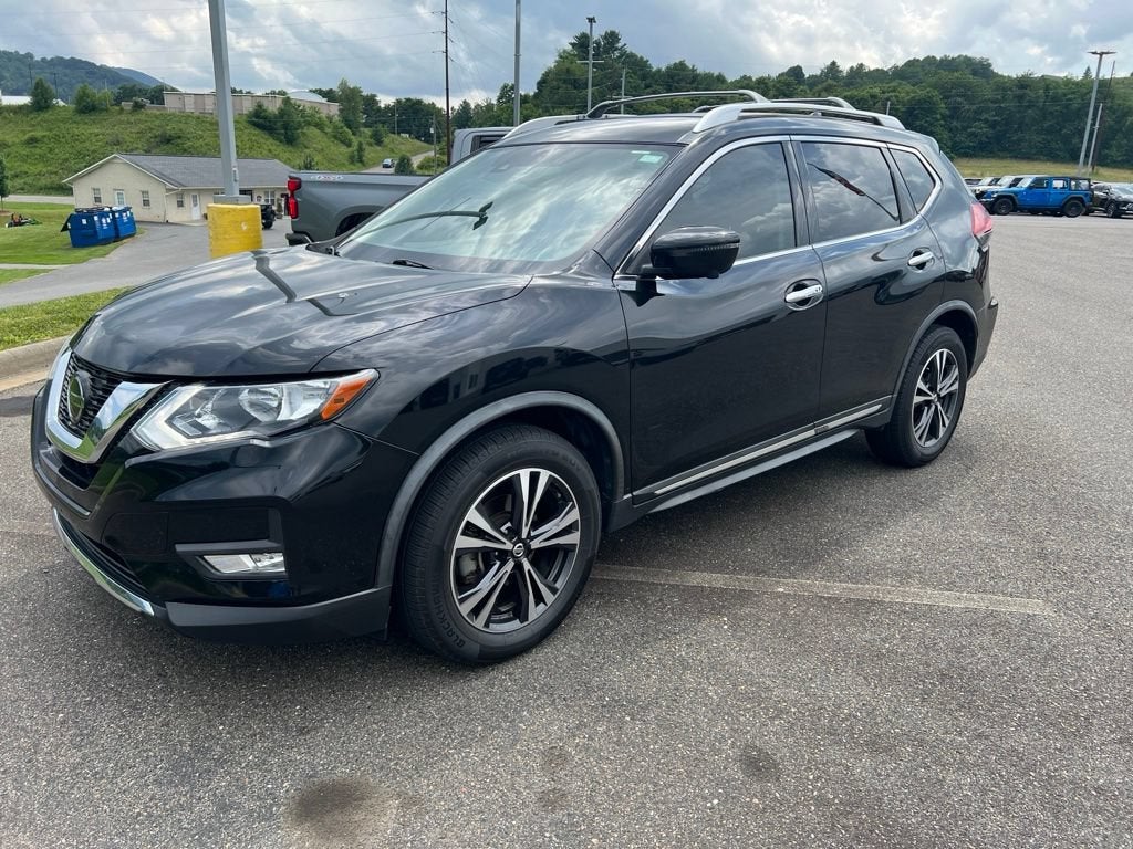 2018 Nissan Rogue SL FWD's photo