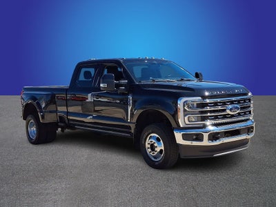 2023 Ford F-350SD Lariat
