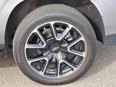 2023 Chevrolet Suburban RST