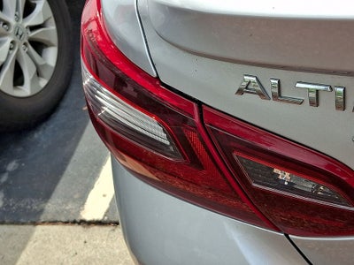 2017 Nissan Altima 2.5 SR