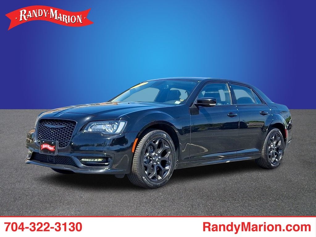 2023 Chrysler 300 Touring