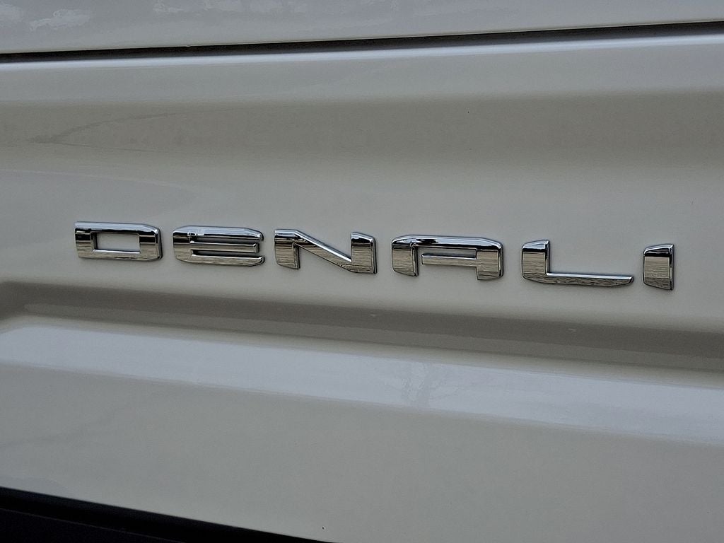 2025 GMC Sierra 1500 Denali