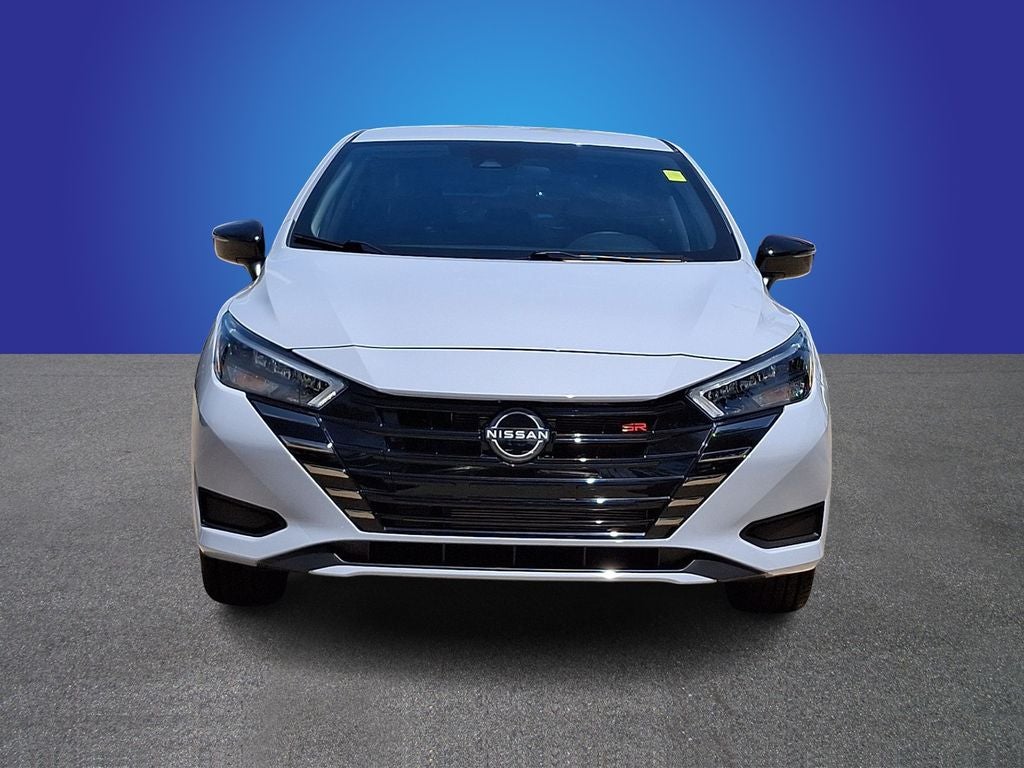 2025 Nissan Versa 1.6 SR