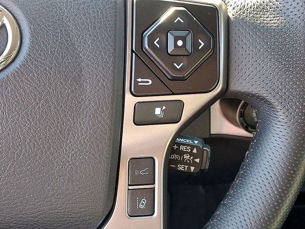 2023 Toyota Tacoma SR V6