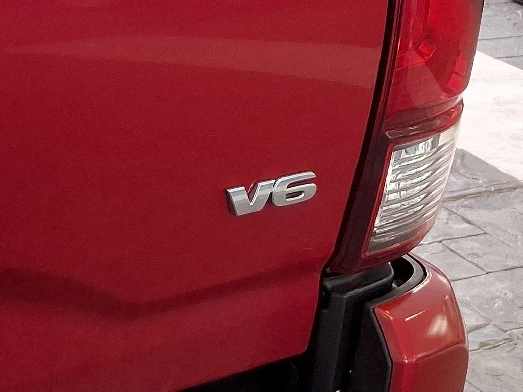 2023 Toyota Tacoma SR V6