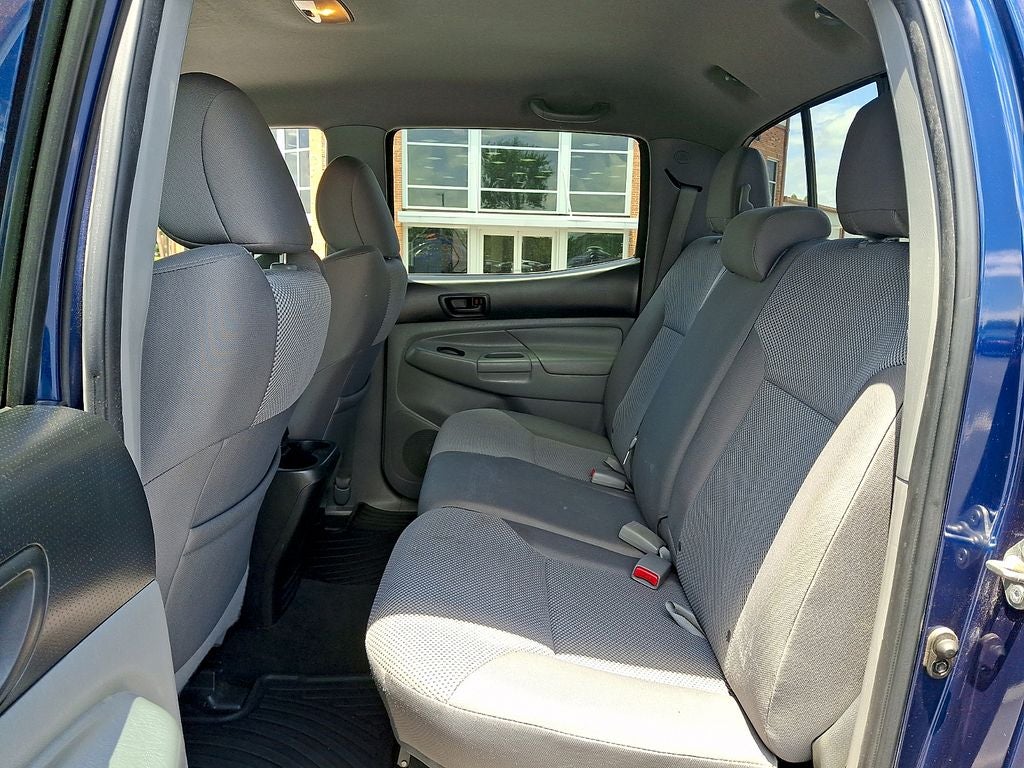 2015 Toyota Tacoma Base V6