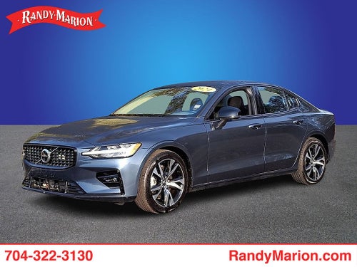 2024 Volvo S60 B5 Plus Dark Theme