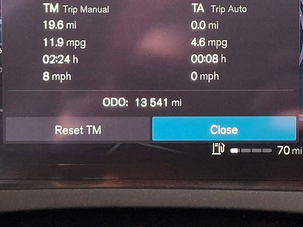 2024 Volvo S60 B5 Plus Dark Theme