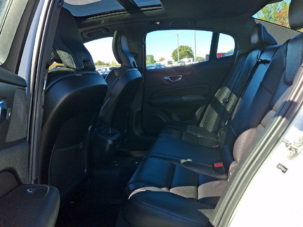 2023 Volvo S60 B5 Plus Black Edition