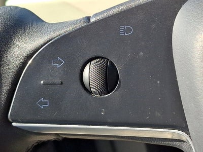 2025 Tesla Model X Base