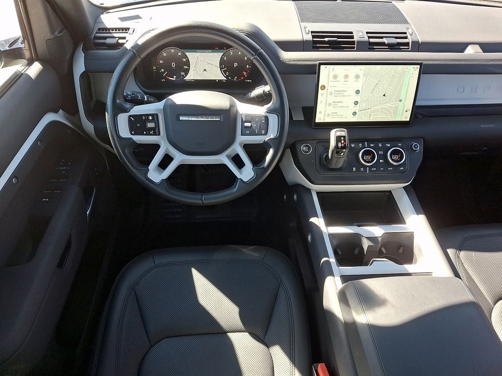2025 Land Rover Defender 110 S