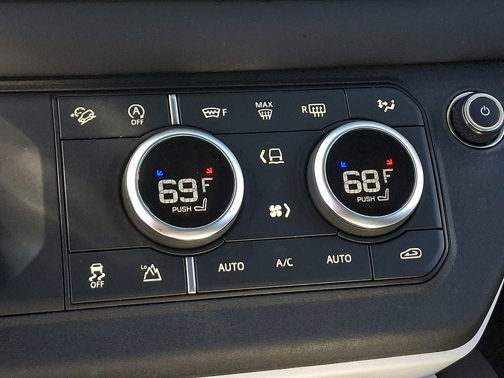 2025 Land Rover Defender 110 S