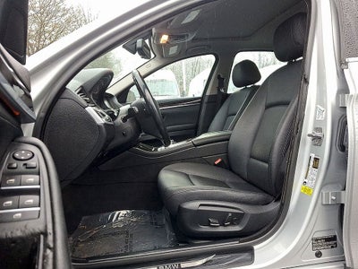 2015 BMW 5 Series 528i