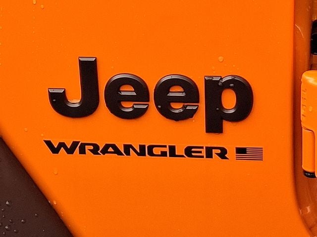 2025 Jeep Wrangler 4-Door Summit 4x4