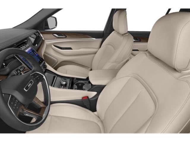 2023 Jeep Grand Cherokee Summit