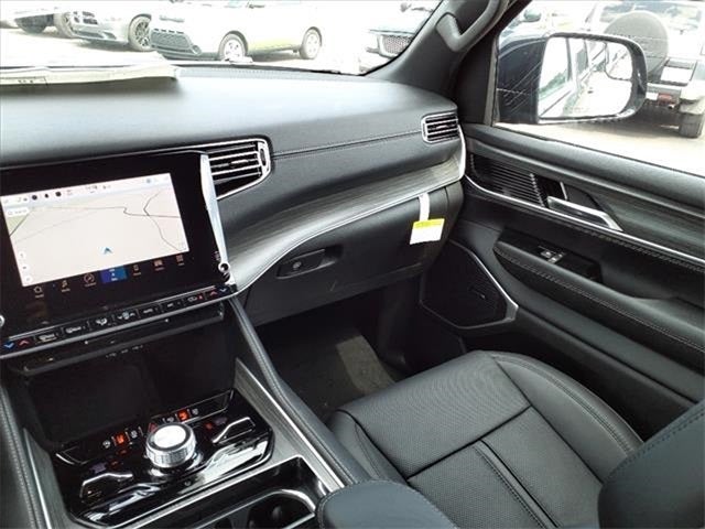 2023 Jeep Wagoneer Series III 4x4