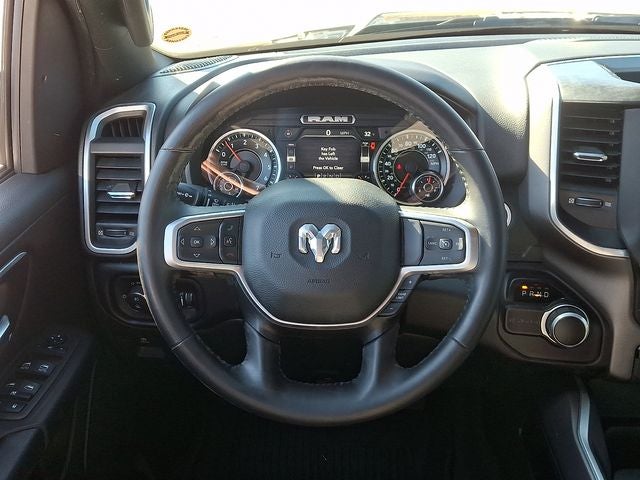 2022 RAM 1500 Big Horn Quad Cab 4x2 6'4' Box