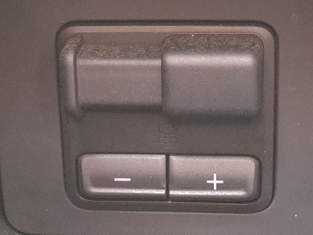 2025 Chevrolet Colorado 4WD WT