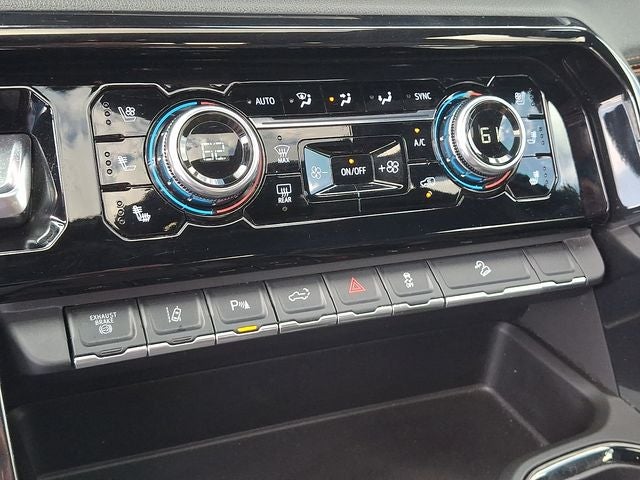 2024 GMC Sierra 2500HD 4WD Crew Cab Standard Bed AT4