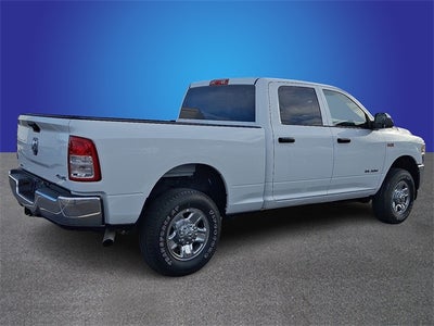 2022 RAM 2500 Tradesman Crew Cab 4x4 6'4' Box