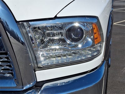 2017 RAM 2500 Laramie Crew Cab 4x4 6'4' Box