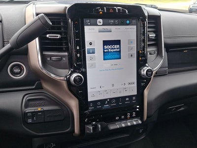 2024 RAM 2500 Laramie Crew Cab 4x4 6'4' Box