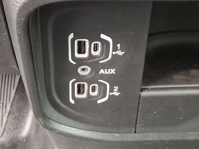 2025 RAM 5500HD Tradesman/Big Horn