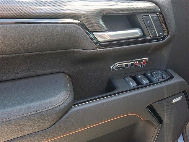 2022 GMC Sierra 1500 4WD Crew Cab Short Box AT4